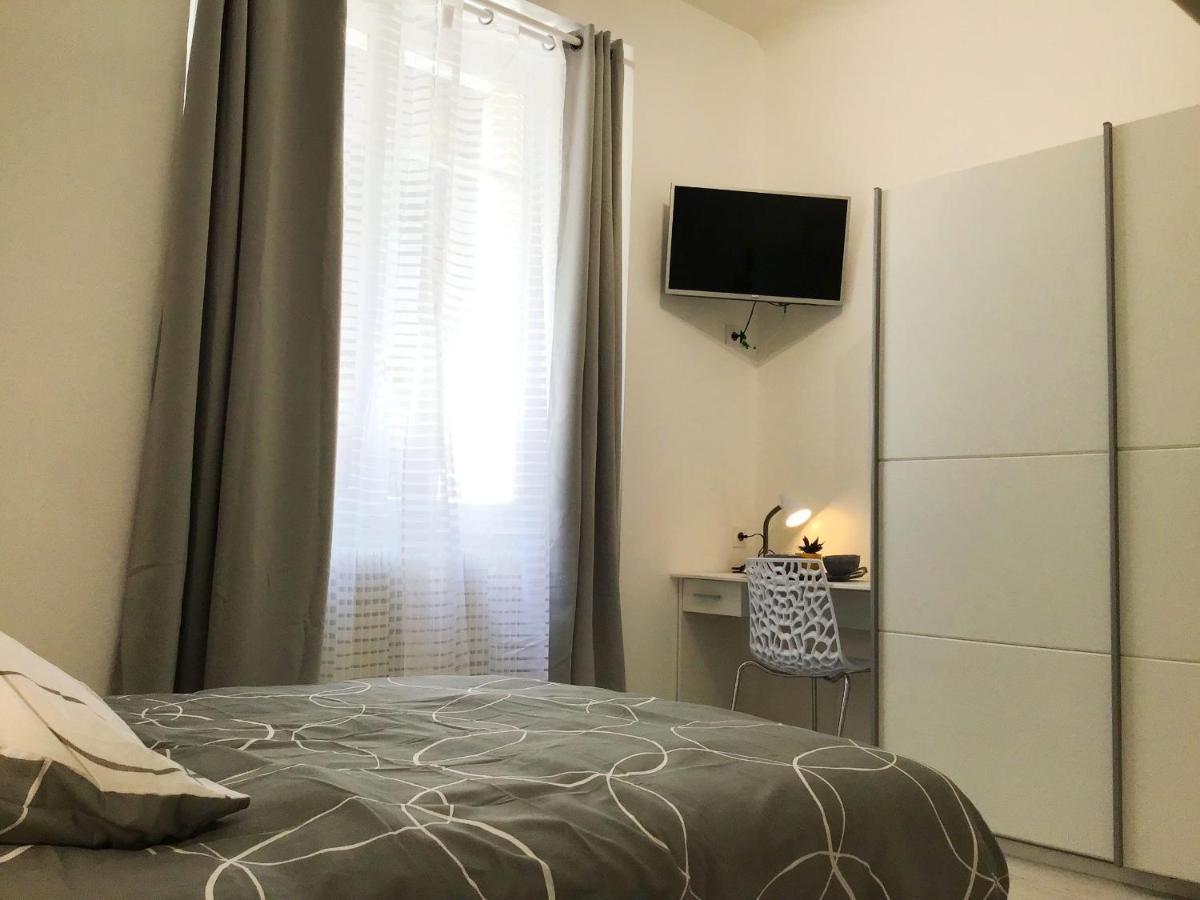 Appartement Lumea 80 M2 Climatise Parking Proche Sanctuaires Lourdes Exteriör bild