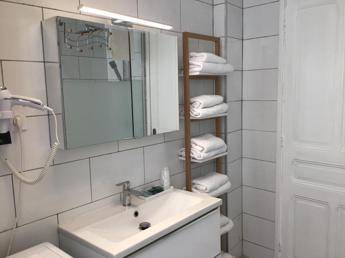 Appartement Lumea 80 M2 Climatise Parking Proche Sanctuaires Lourdes Exteriör bild